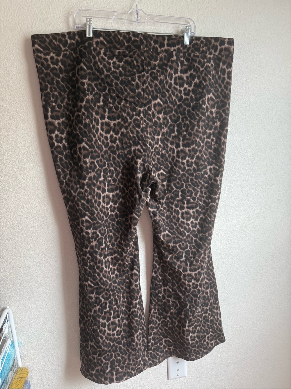 Leopard print Flared leggings - Picture 5 of 6